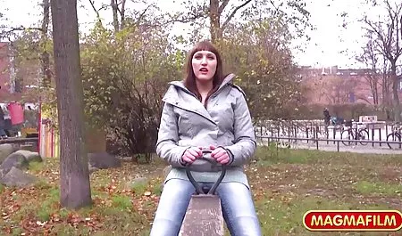 Camgirl gefickt lutscht spielzeug german erotik movies live strümpfe