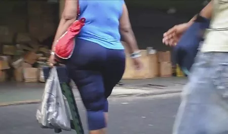 Zwei deutsche erotische sexfilme Huren, drei Mitglieder einer großen Orgie