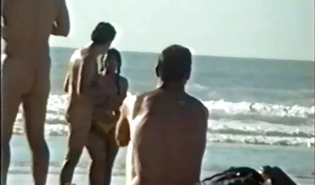 - Hot Skinny Teen deutsche erotikfilme mit handlung fickt einen riesigen Schwanz