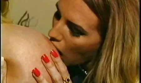 Schwester trat ein und deutschsprachige erotik filme gab mir eine Hand, um nicht zu sagen.