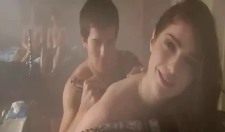 Lesben verführen beide deutsche erotikfilme kostenlos anschauen Fotzen beim Cumming